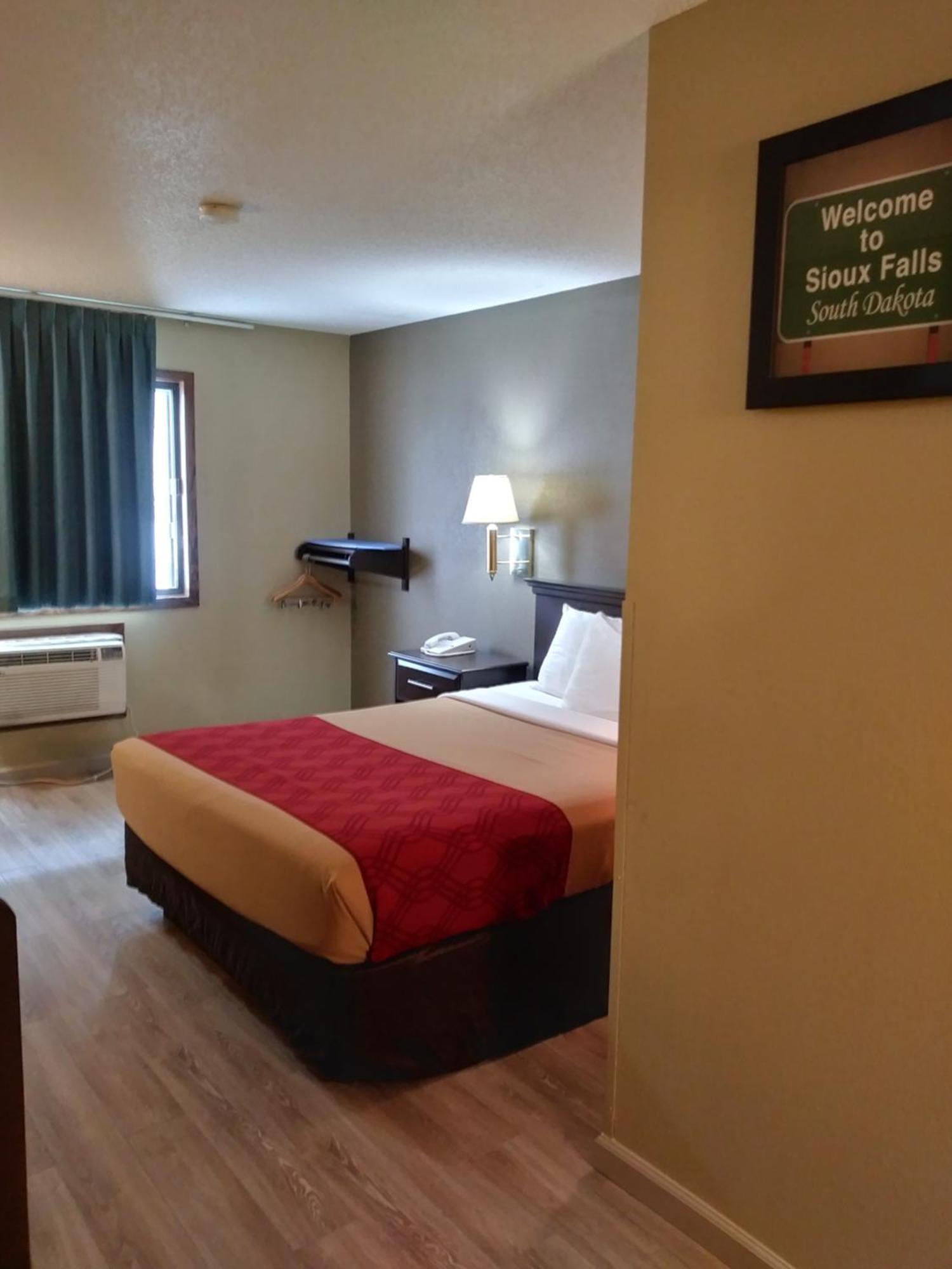 Econo Lodge North Sioux Falls Dış mekan fotoğraf